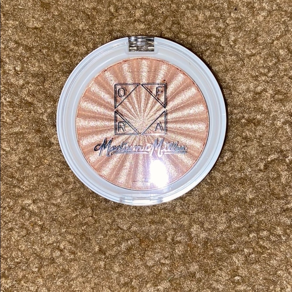 Madison Miller OFRA highlighter